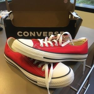 Unisex - Red Converse